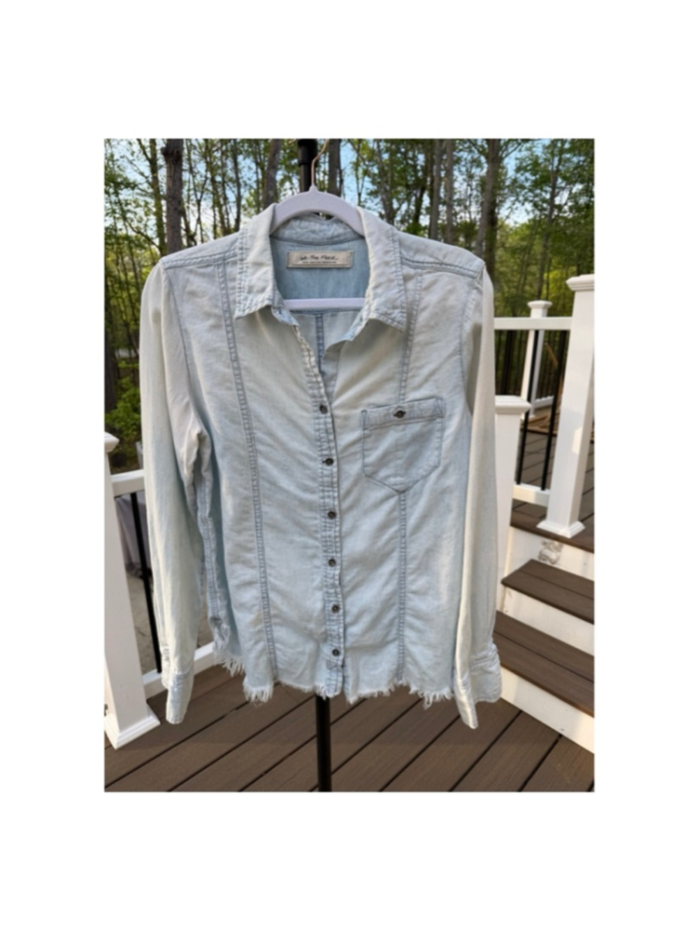 We The Free Light Blue Denim Button Down Shirt Size Small (EUC)